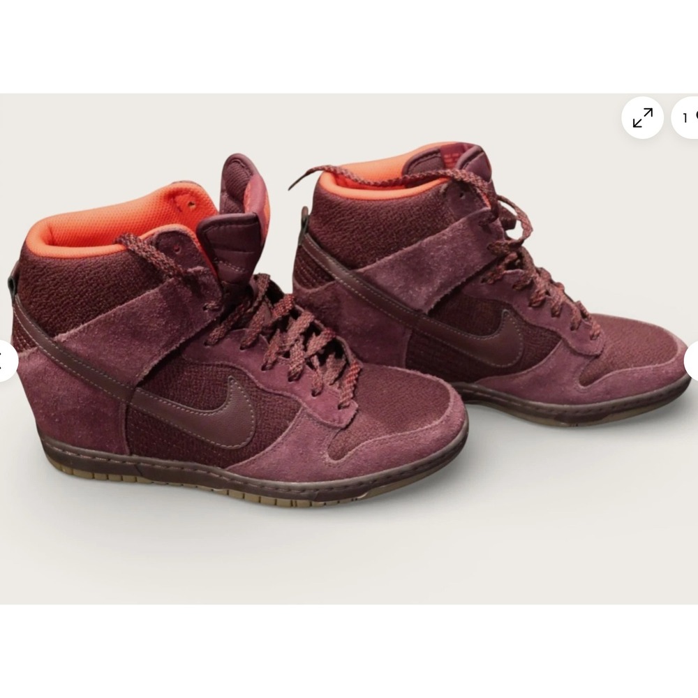 Nike Dunk High Women's Suede Burgundy‎ Wine Orange Lined Sneakers Size 9
